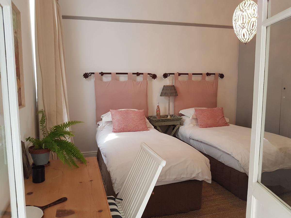 Gilmour Hill Bed & Breakfast Cape Town Eksteriør bilde